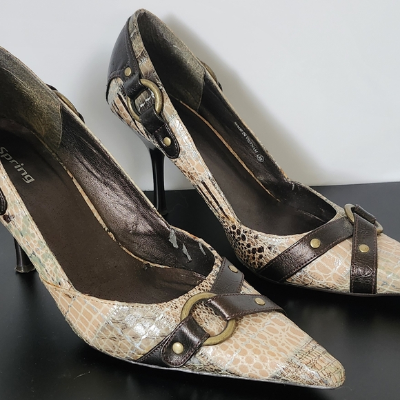 Women's Brown and Cream Heels - Picture 11 of 11